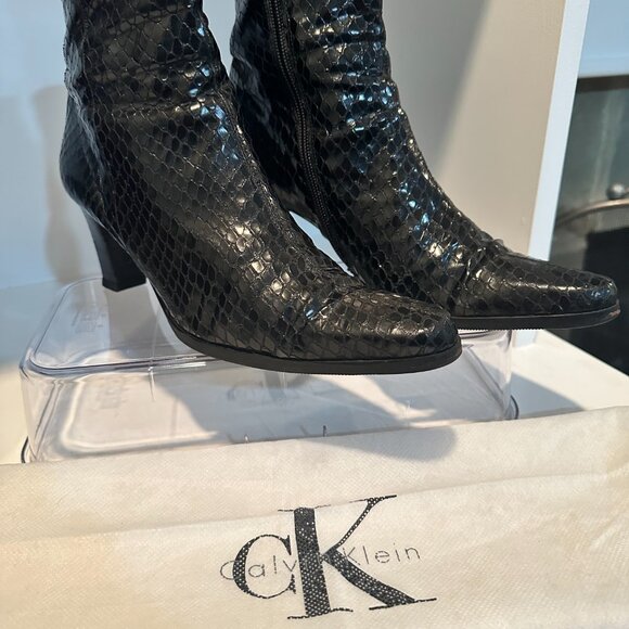 Vintage Y2K Calvin Klein Black Snakeskin Ankle Boots, Size 7M - Picture 5 of 16